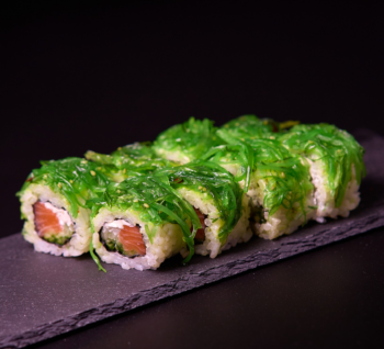 CALIFORNIA - WAKAME ŁOSOŚ - 8 szt.