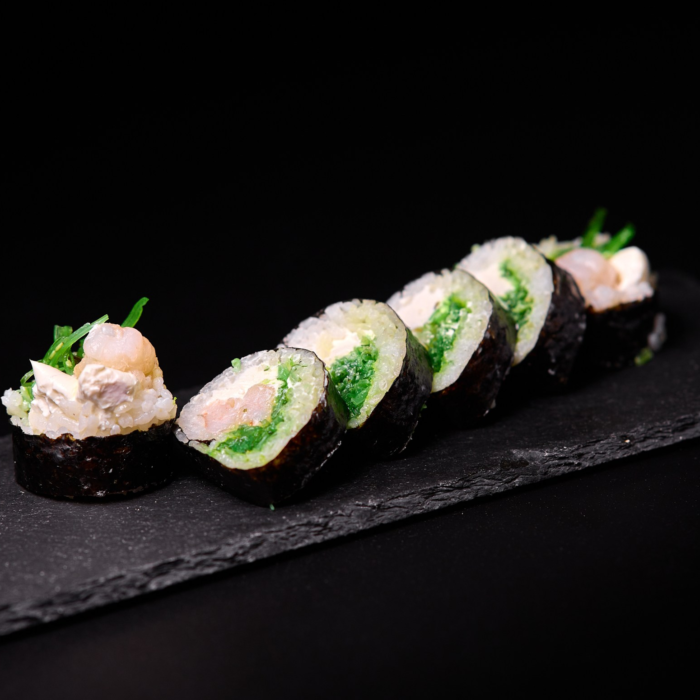 FUTOMAKI  KREWETKA- 6 kawałków